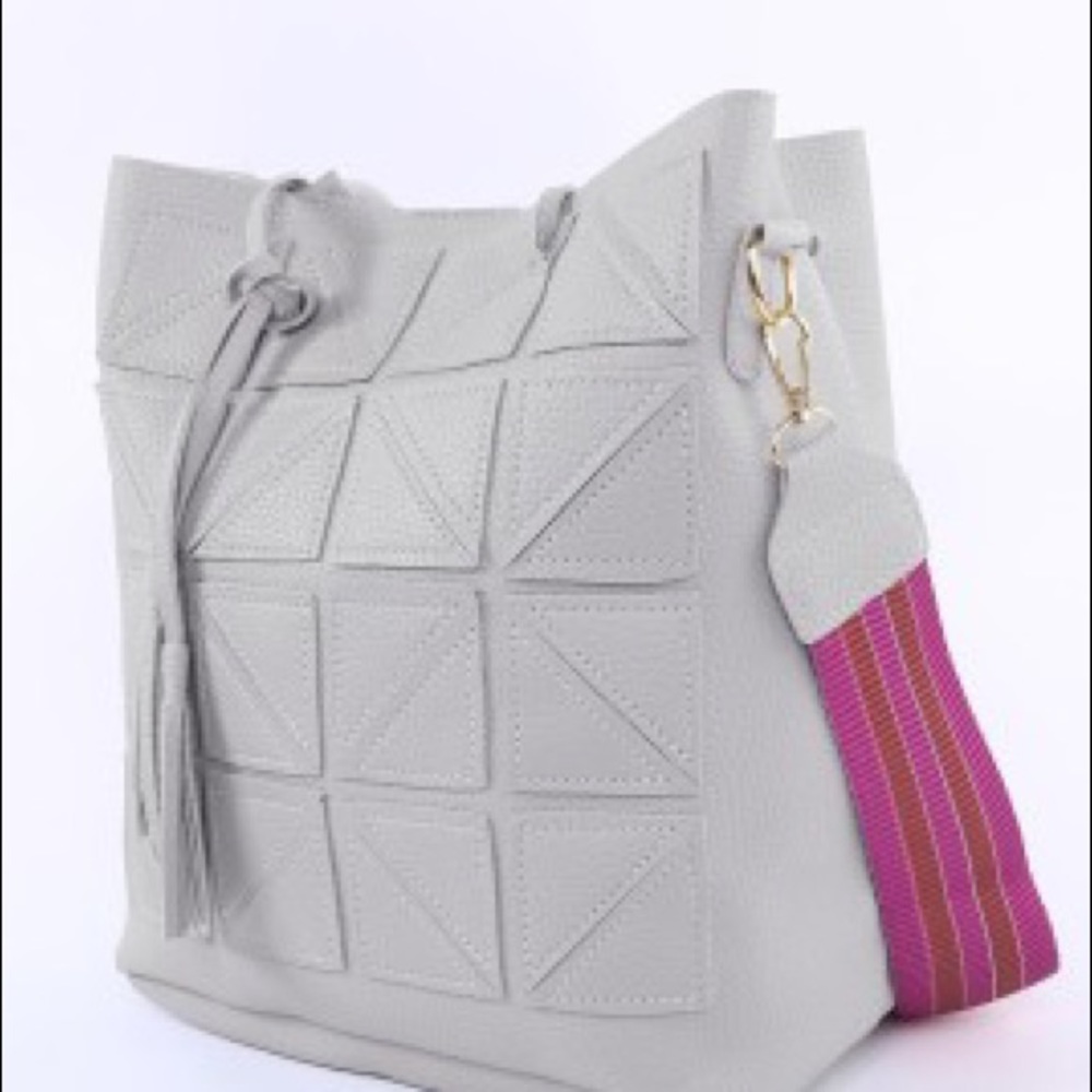 Bags - Picture 11 of 14